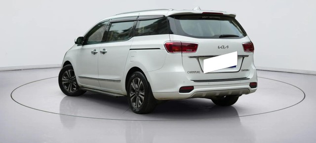 Second-hand 2023 Kia Carnival Limousine Plus for sale in New Delhi-8