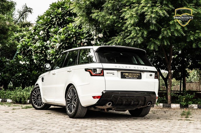 Second-hand 2020 Land Rover Range Rover Sport 2.0 Petrol SE for sale in New Delhi-9