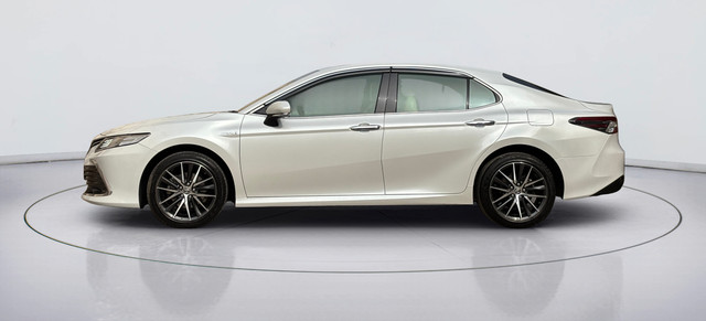 Second-hand 2023 Toyota Camry 2.5 Hybrid BSVI for sale in Faridabad-3