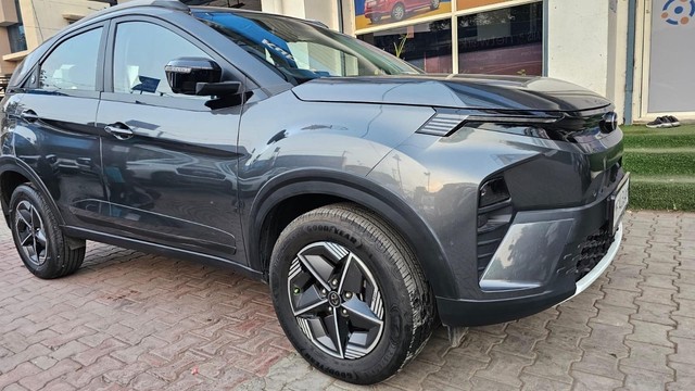 Second-hand 2024 Tata Nexon Creative Plus S for sale in Pune-4
