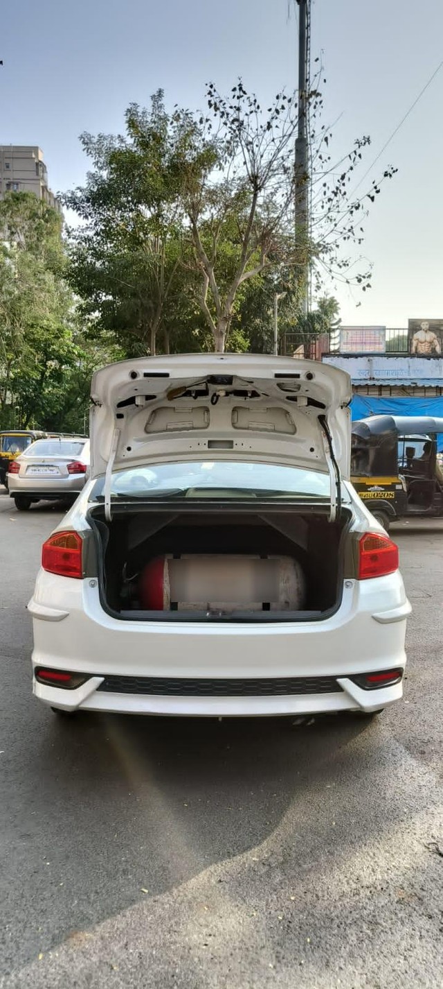 Second-hand 2017 Honda City i VTEC VX for sale in Mumbai-1