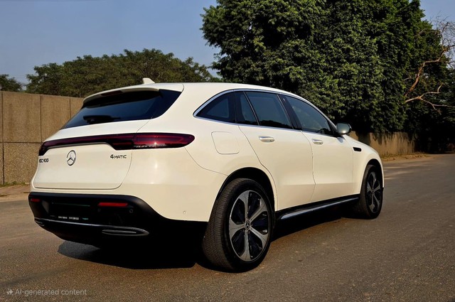 Second-hand 2023 Mercedes-Benz EQC 400 4MATIC for sale in New Delhi-1