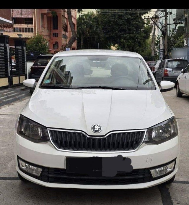 Skoda Rapid 1.6 MPI AT Ambition BSIV Second-hand 2018 Skoda Rapid 1.6 MPI AT Ambition BSIV for sale in Vijayawada-0