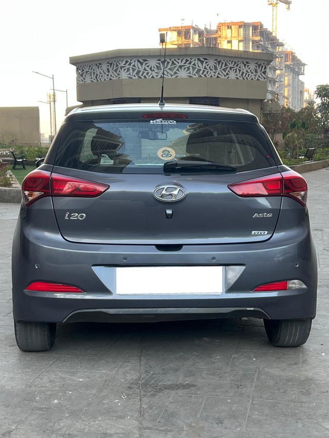 Second-hand 2014 Hyundai i20 Asta 1.2 for sale in Thane-2