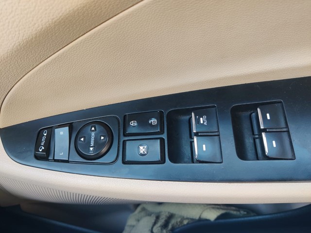 Second-hand 2017 Hyundai Tucson 2.0 Dual VTVT 2WD AT GL for sale in Mumbai-10