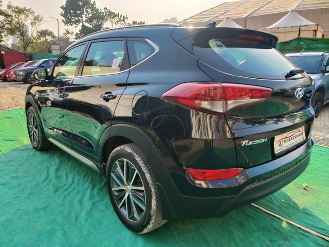 Second-hand 2017 Hyundai Tucson 2.0 Dual VTVT 2WD AT GL for sale in Mumbai-3