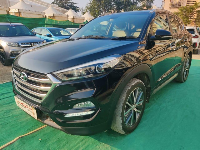 Second-hand 2017 Hyundai Tucson 2.0 Dual VTVT 2WD AT GL for sale in Mumbai-5