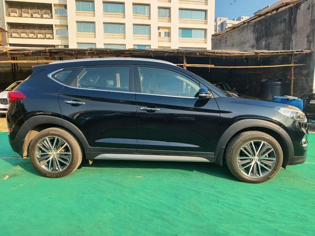 Second-hand 2017 Hyundai Tucson 2.0 Dual VTVT 2WD AT GL for sale in Mumbai-1