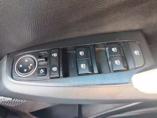 Second-hand 2023 Kia Seltos GTX Plus DCT for sale in Mumbai-23