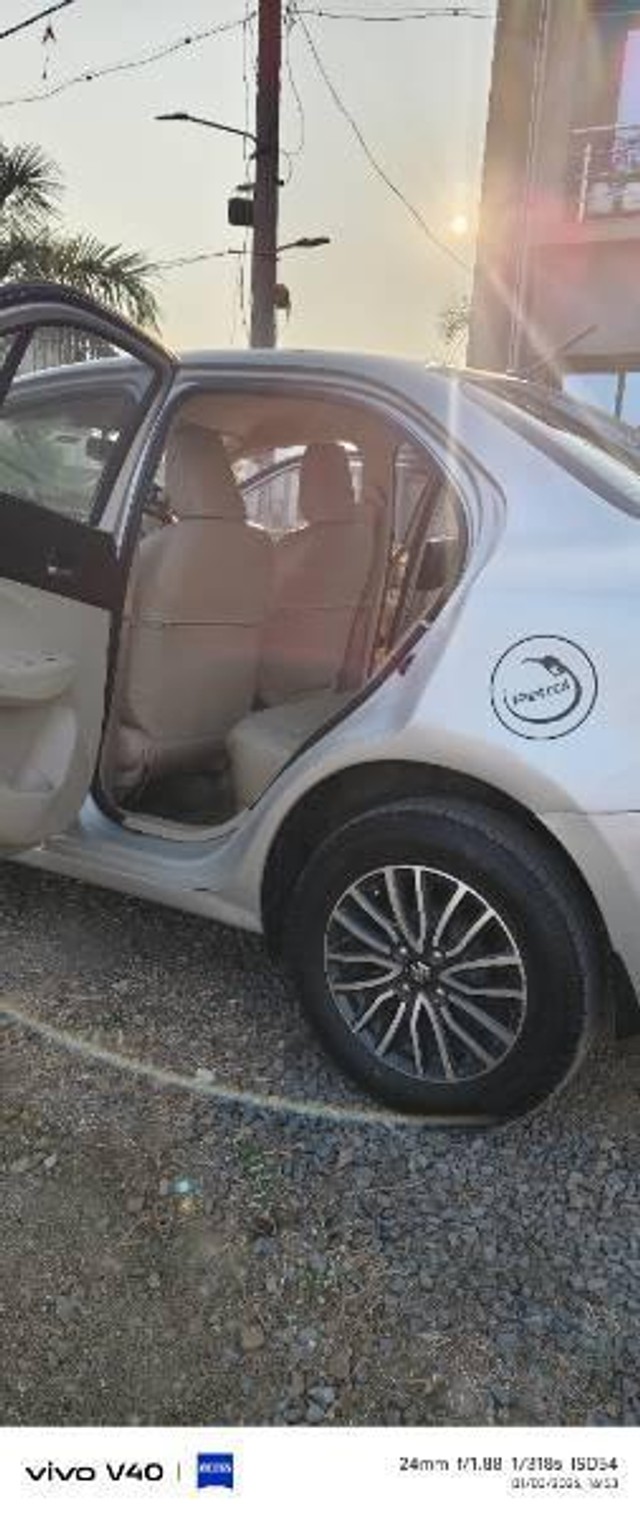 Second-hand 2017 Maruti Swift Dzire AMT ZXI Plus for sale in Bhavnagar-5