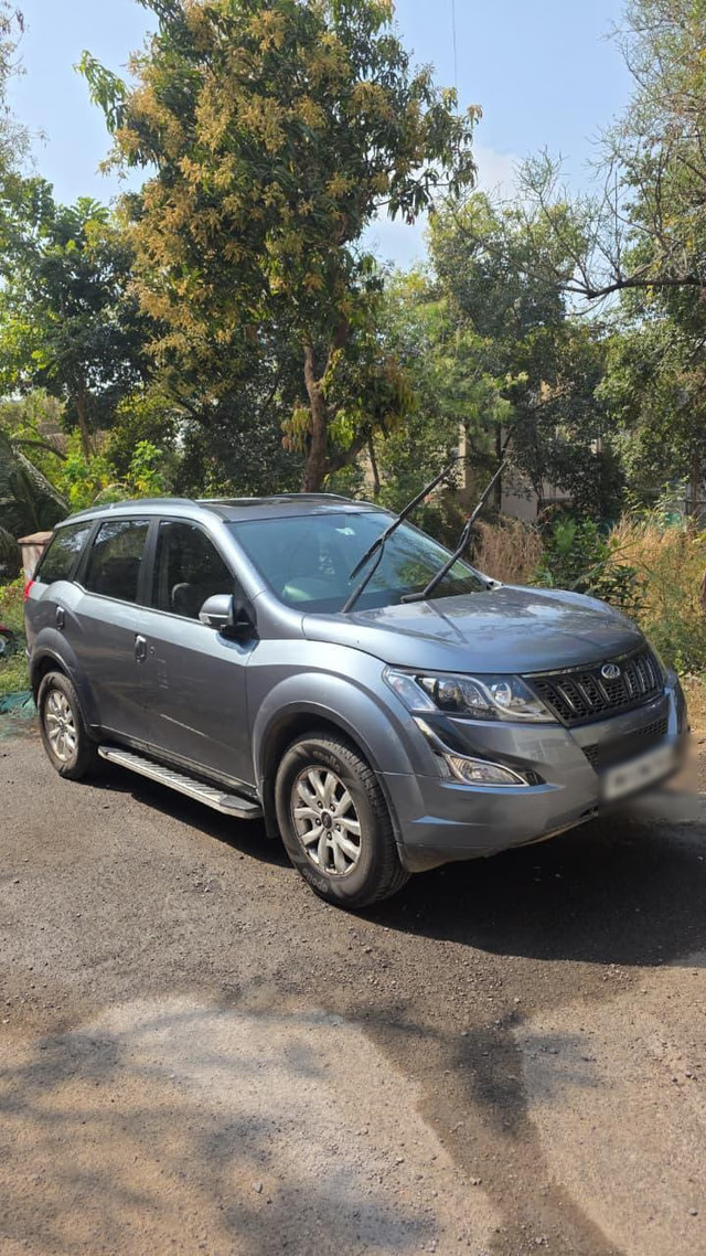 Mahindra XUV500 W10 2WD Second-hand 2016 Mahindra XUV500 W10 2WD for sale in Pune-0