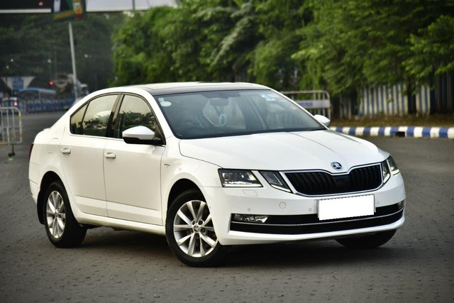Skoda Octavia 1.8 TSI AT L K Second-hand 2018 Skoda Octavia 1.8 TSI AT L K for sale in Kolkata-0