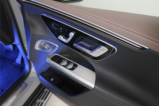 Second-hand 2025 Mercedes-Benz EQE SUV 500 4MATIC for sale in Gurgaon-10