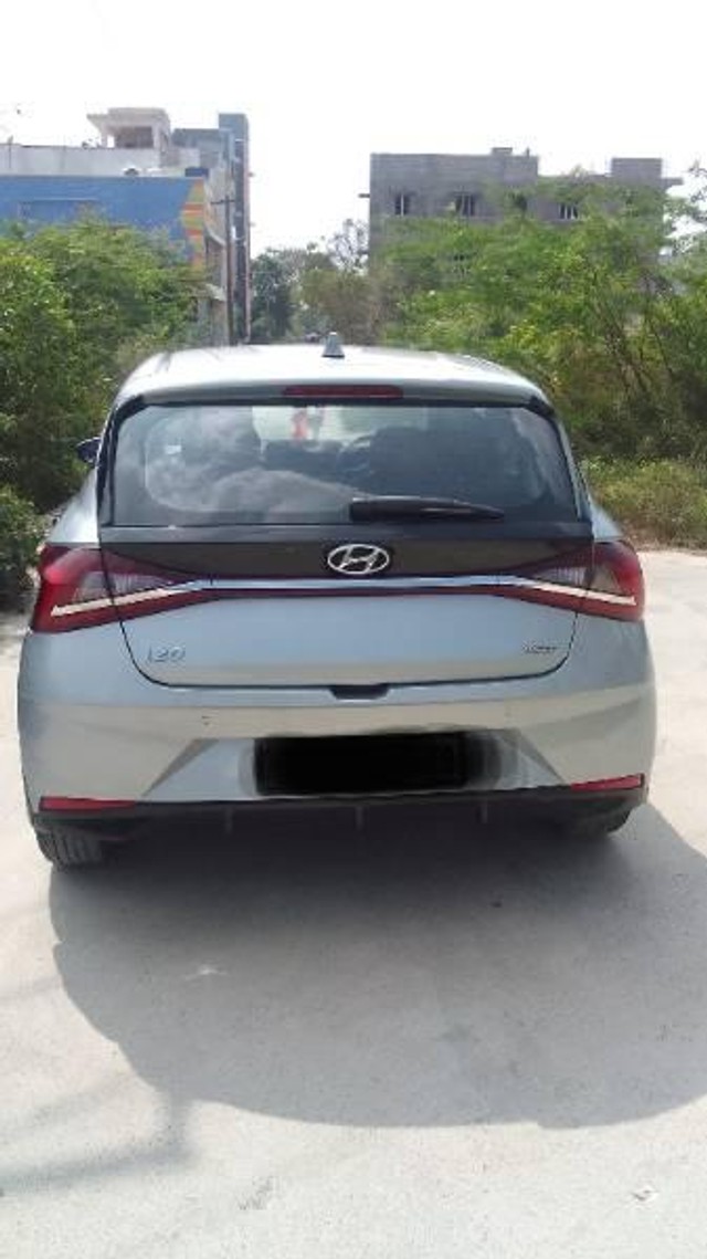 Second-hand 2023 Hyundai i20 Sportz IVT for sale in Kanchipuram-2