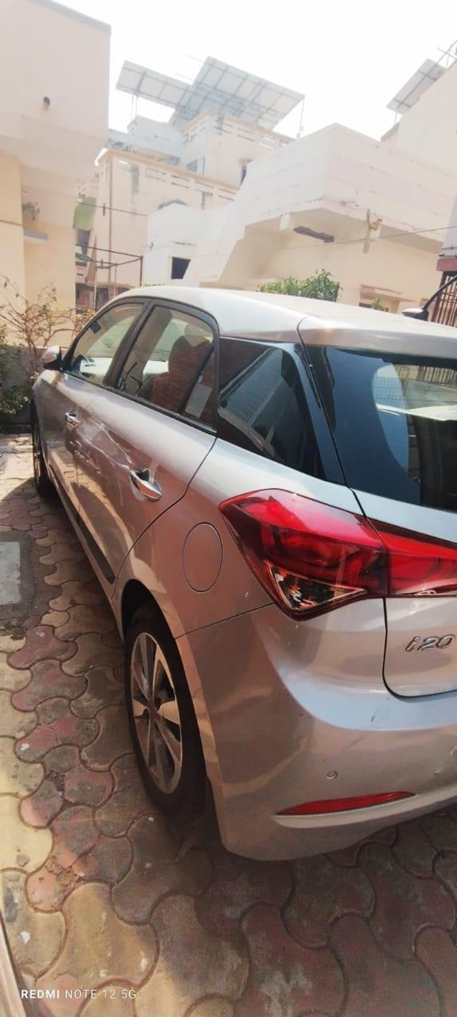 Second-hand 2017 Hyundai i20 1.2 Asta Option for sale in Nadiad-1