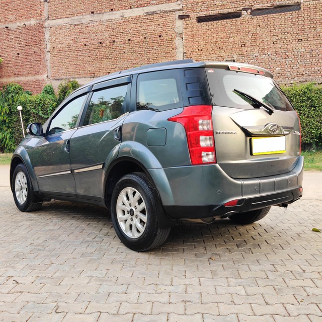 Mahindra XUV500 W10 1.99 mHawk Second-hand 2018 Mahindra XUV500 W10 1.99 mHawk for sale in Gurgaon-11