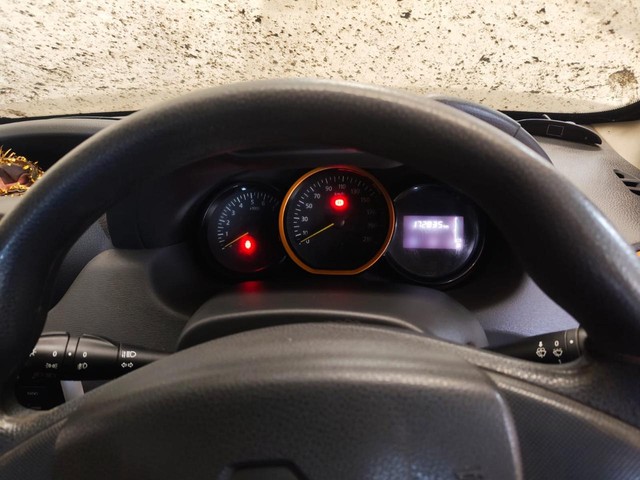 Second-hand 2015 Renault Duster RXL AWD for sale in Ahmedabad-3