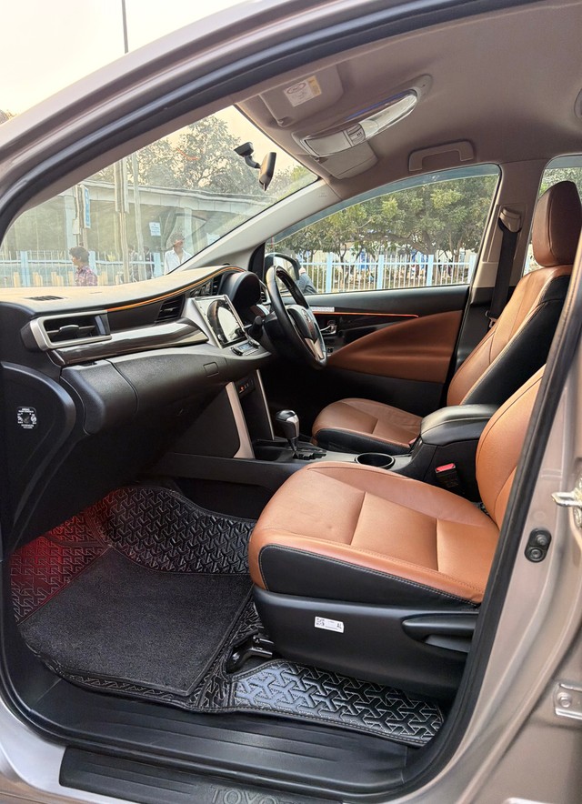 Second-hand 2022 Toyota Innova Crysta 2.4 ZX 7 STR AT for sale in New Delhi-13