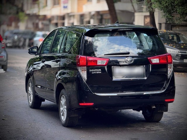 Second-hand 2023 Toyota Innova Crysta 2.4 GX 7Str for sale in Surat-8