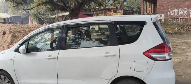 Second-hand 2017 Maruti Ertiga SHVS VDI for sale in Barabanki-1