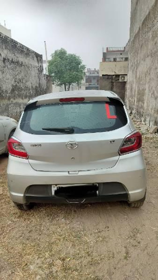 Second-hand 2016 Tata Tiago 1.2 Revotron XZ for sale in Panchkula-1