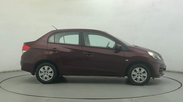 Second-hand 2013 Honda Amaze S i-VTEC for sale in Ahmedabad-2