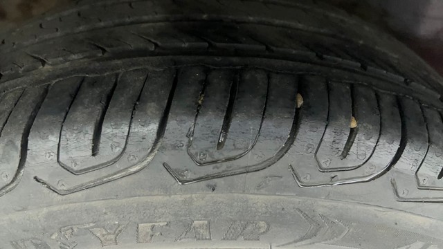 Second-hand 2013 Honda Amaze S i-VTEC for sale in Ahmedabad-36