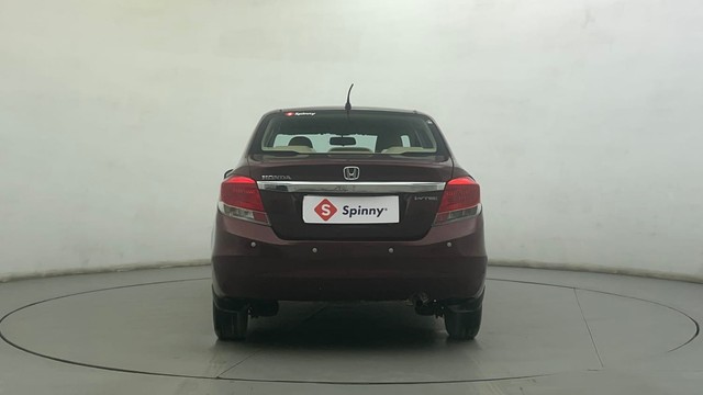 Second-hand 2013 Honda Amaze S i-VTEC for sale in Ahmedabad-4