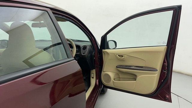 Second-hand 2013 Honda Amaze S i-VTEC for sale in Ahmedabad-16