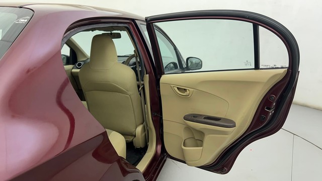 Second-hand 2013 Honda Amaze S i-VTEC for sale in Ahmedabad-30