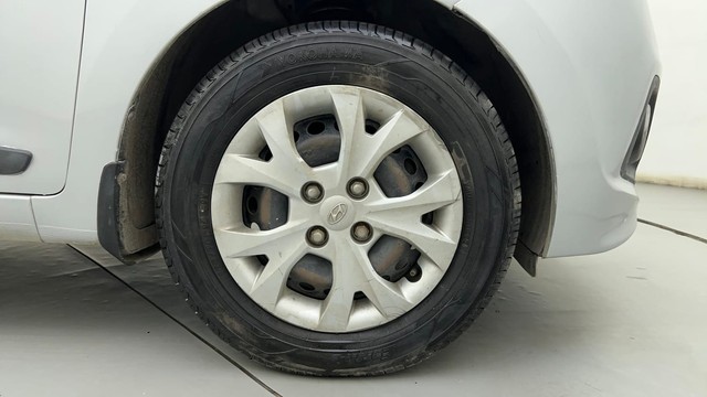 Second-hand 2014 Hyundai Grand i10 1.2 Kappa Sportz BSIV for sale in Ahmedabad-17