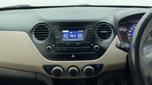 Second-hand 2014 Hyundai Grand i10 1.2 Kappa Sportz BSIV for sale in Ahmedabad-34