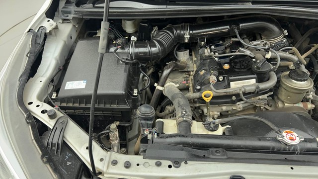 Second-hand 2022 Toyota Innova Crysta 2.7 VX 7 STR for sale in Ahmedabad-33