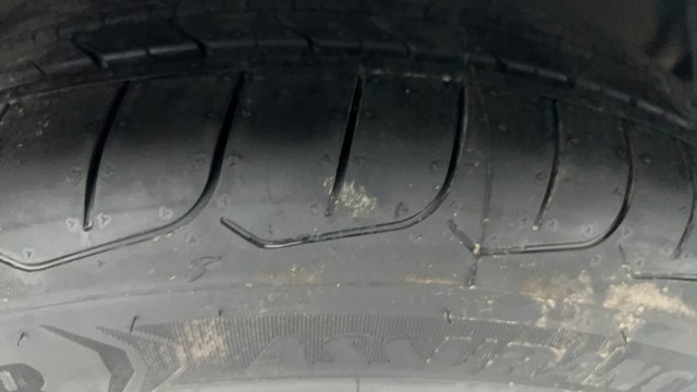 Second-hand 2022 Toyota Innova Crysta 2.7 VX 7 STR for sale in Ahmedabad-32