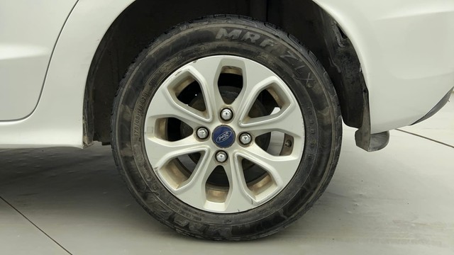 Second-hand 2016 Ford Aspire 1.2 Ti-VCT Titanium for sale in Ahmedabad-19