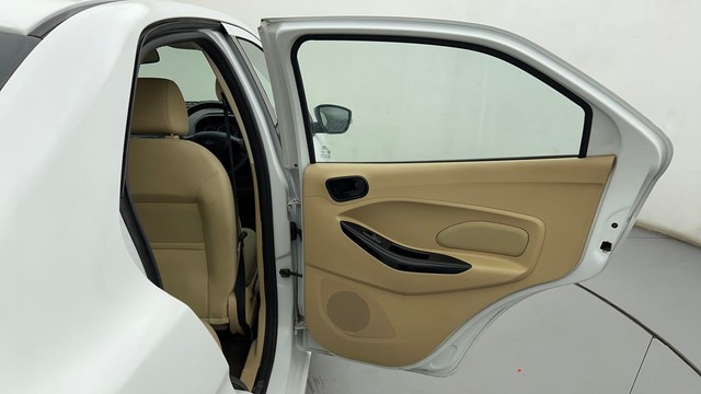 Second-hand 2016 Ford Aspire 1.2 Ti-VCT Titanium for sale in Ahmedabad-29