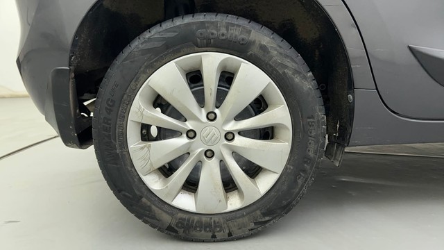 Second-hand 2018 Maruti Baleno Delta Diesel for sale in Ahmedabad-18