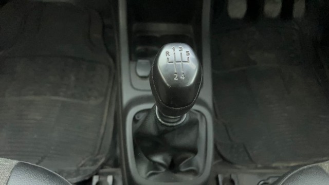 Second-hand 2018 Renault KWID 1.0 RXT Opt for sale in Ahmedabad-12