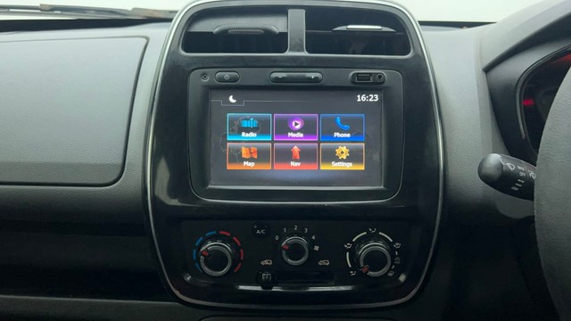 Second-hand 2018 Renault KWID 1.0 RXT Opt for sale in Ahmedabad-29