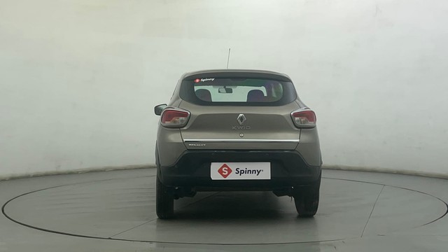 Second-hand 2018 Renault KWID 1.0 RXT Opt for sale in Ahmedabad-4