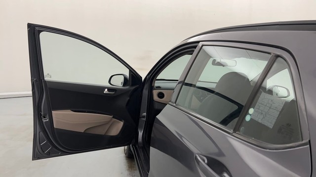 Second-hand 2016 Hyundai Grand i10 1.2 Kappa Sportz BSIV for sale in Kanpur-29