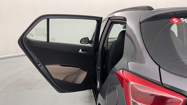 Second-hand 2016 Hyundai Grand i10 1.2 Kappa Sportz BSIV for sale in Kanpur-23