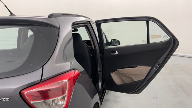 Second-hand 2016 Hyundai Grand i10 1.2 Kappa Sportz BSIV for sale in Kanpur-26