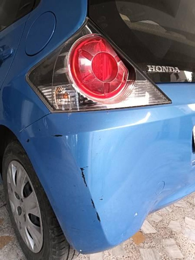 Second-hand 2012 Honda Brio S MT for sale in North 24 Parganas-5