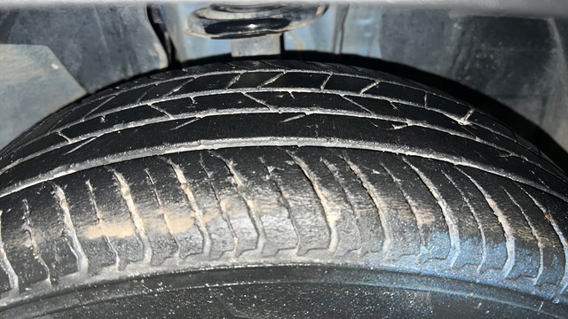 Second-hand 2021 Renault Kiger RXT for sale in Kanpur-34