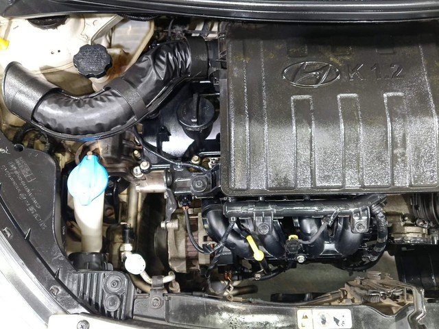 Second-hand 2016 Hyundai Xcent Petrol for sale in Kochi-39