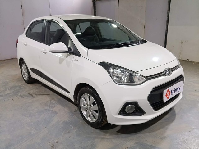 Second-hand 2016 Hyundai Xcent Petrol for sale in Kochi-1