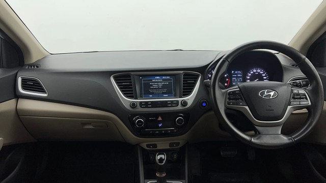 Second-hand 2018 Hyundai Verna 1.6 SX VTVT AT for sale in Chandigarh-11