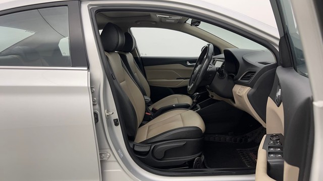 Second-hand 2018 Hyundai Verna 1.6 SX VTVT AT for sale in Chandigarh-15