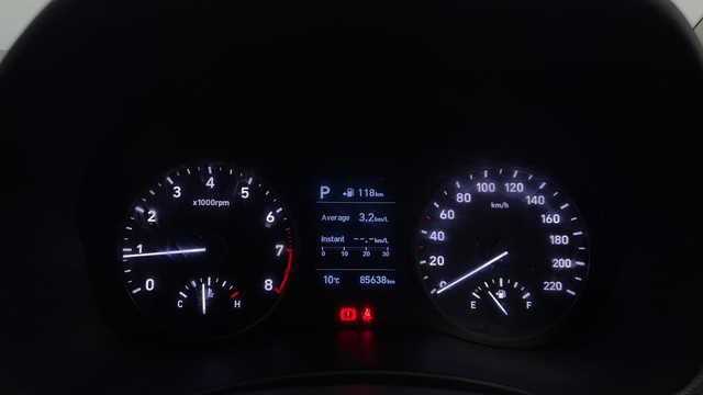 Second-hand 2018 Hyundai Verna 1.6 SX VTVT AT for sale in Chandigarh-13